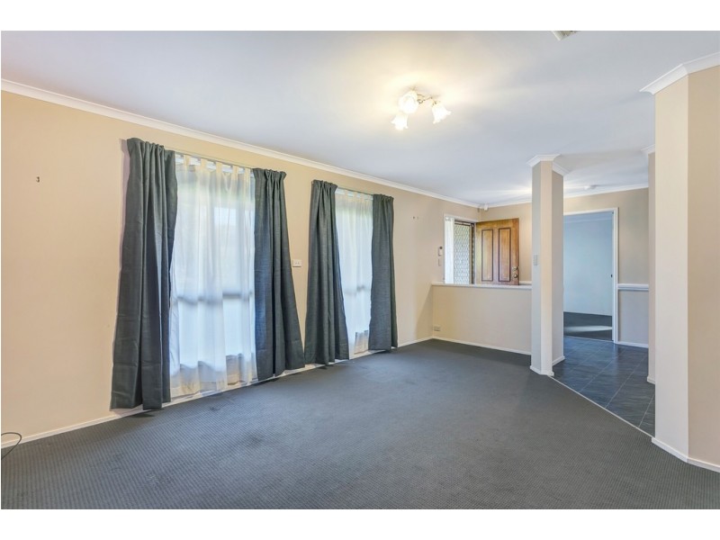 11 Gilbert Road, Mount Barker SA 5251