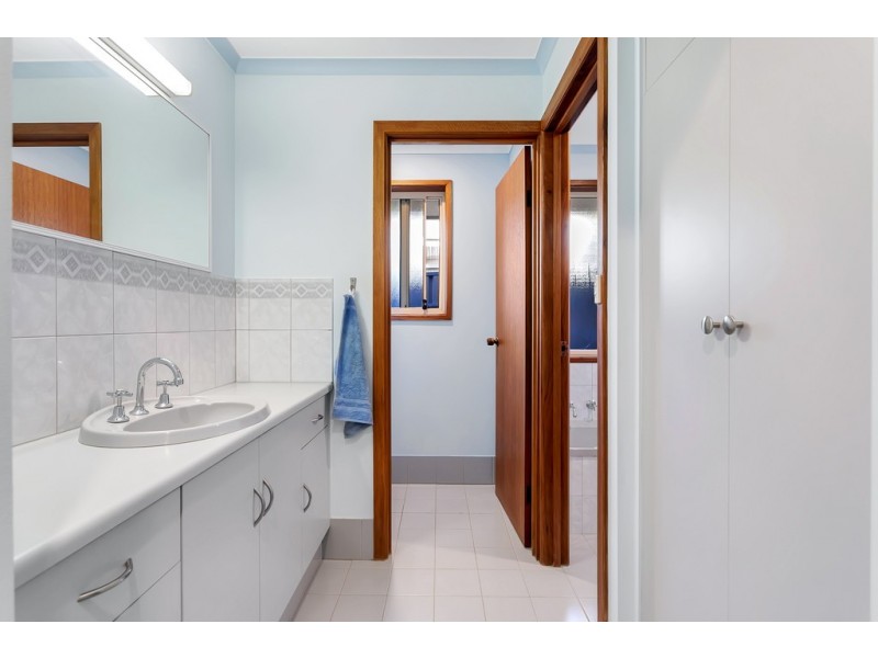 14 Uplands Street, Mount Barker SA 5251