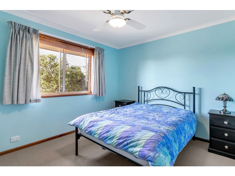 14 Uplands Street, Mount Barker SA 5251