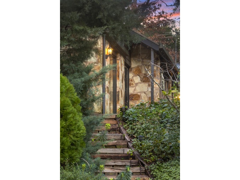 16A Wilpena Terrace, Aldgate SA 5154