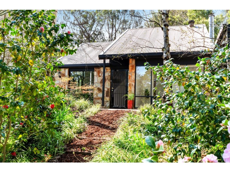 16A Wilpena Terrace, Aldgate SA 5154