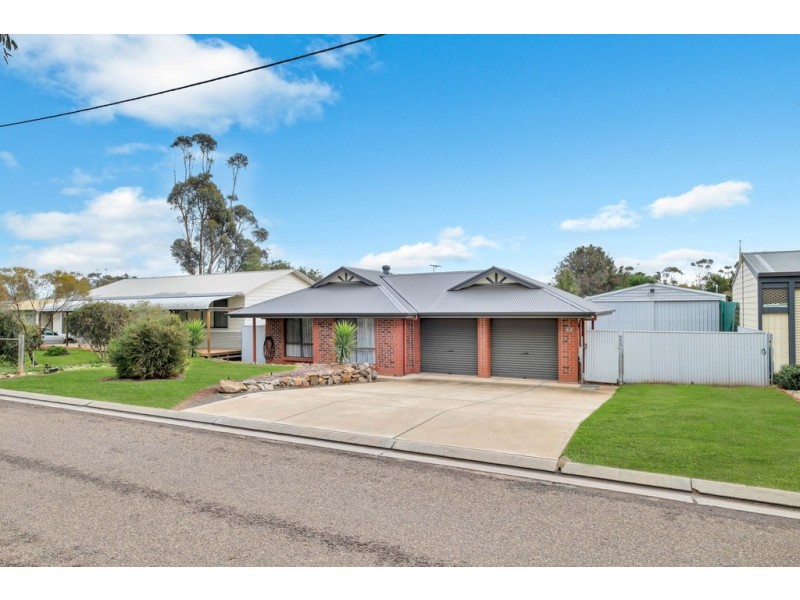 19 Hallett Street, Callington SA 5254