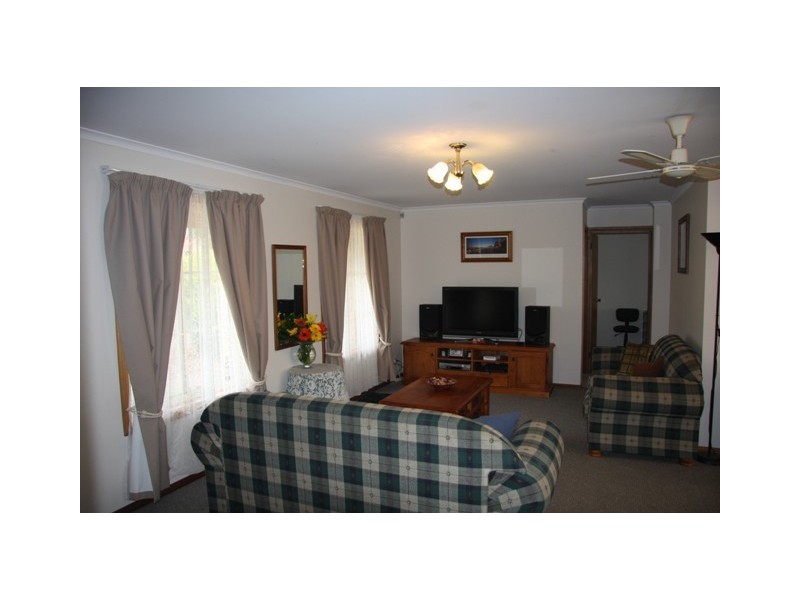 25 Gallasch Drive, Mount Barker SA 5251