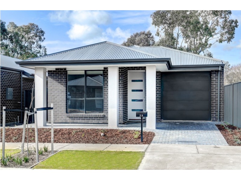 28 Whittaker Terrace, Mount Barker SA 5251