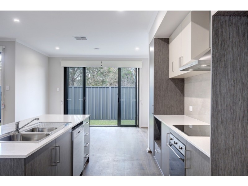 28 Whittaker Terrace, Mount Barker SA 5251