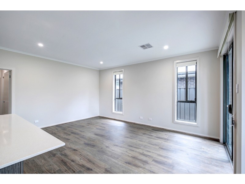 28 Whittaker Terrace, Mount Barker SA 5251