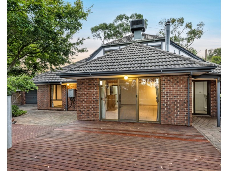 19 Wychwood Grove, Upper Sturt SA 5156