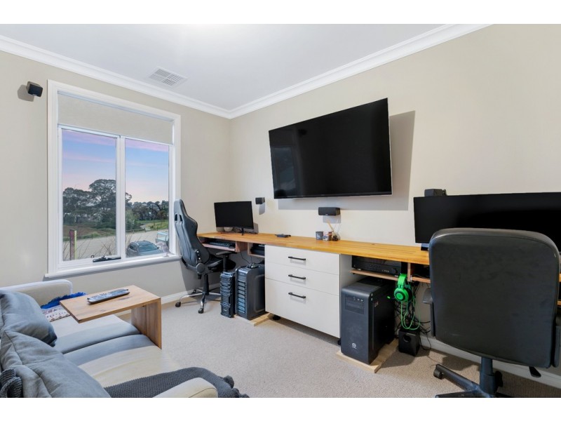 4 Dianella Street, Mount Barker SA 5251