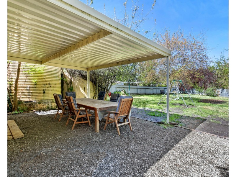 42 Moffett Street, Woodside SA 5244