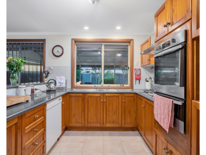 1 Chelmsford Avenue, Wynn Vale SA 5127