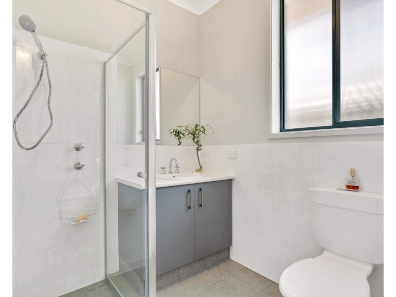 16 Tarra Circuit, Mount Barker SA 5251