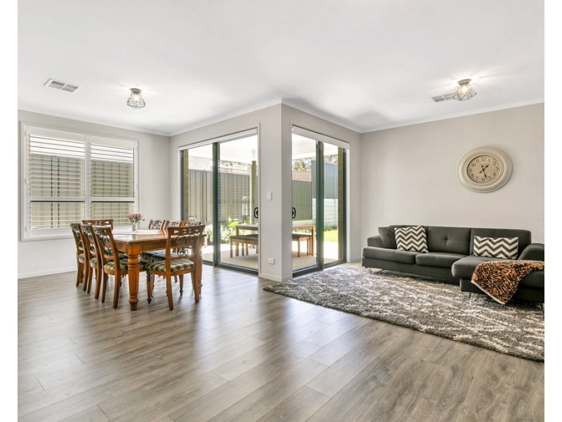 16 Tarra Circuit, Mount Barker SA 5251