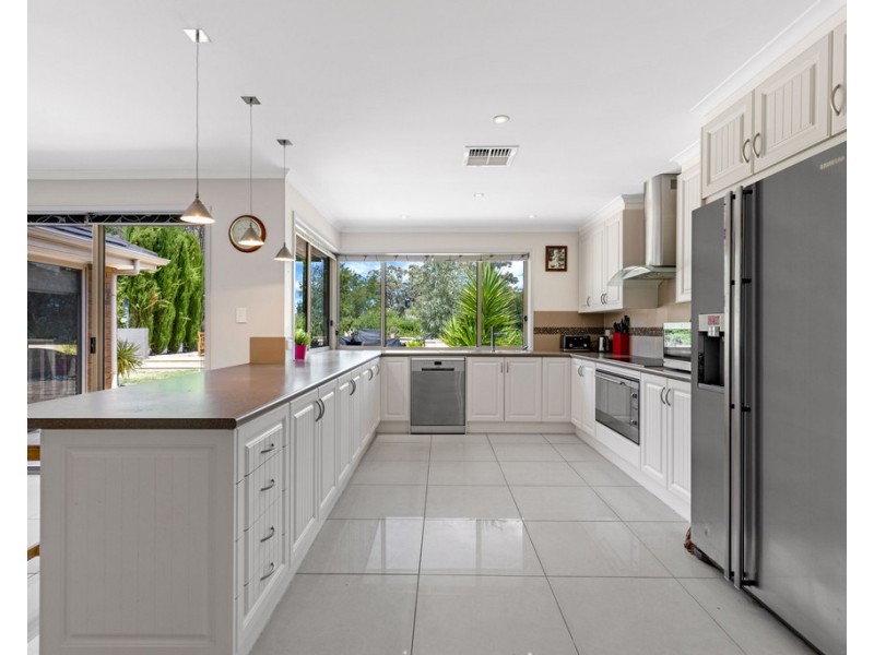 3 Fairfield Road, Mount Barker SA 5251