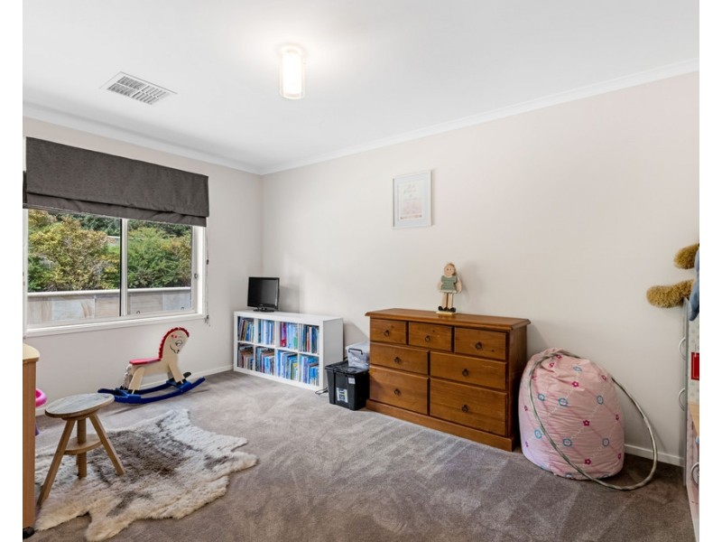 3 Fairfield Road, Mount Barker SA 5251