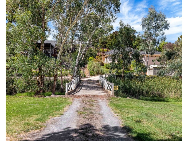3 Fairfield Road, Mount Barker SA 5251