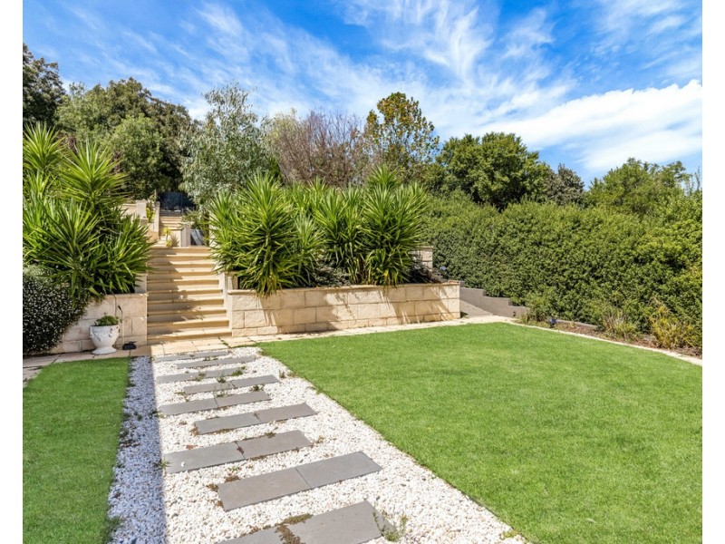 3 Fairfield Road, Mount Barker SA 5251
