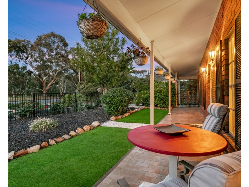 11 Fairfield Drive, Strathalbyn SA 5255