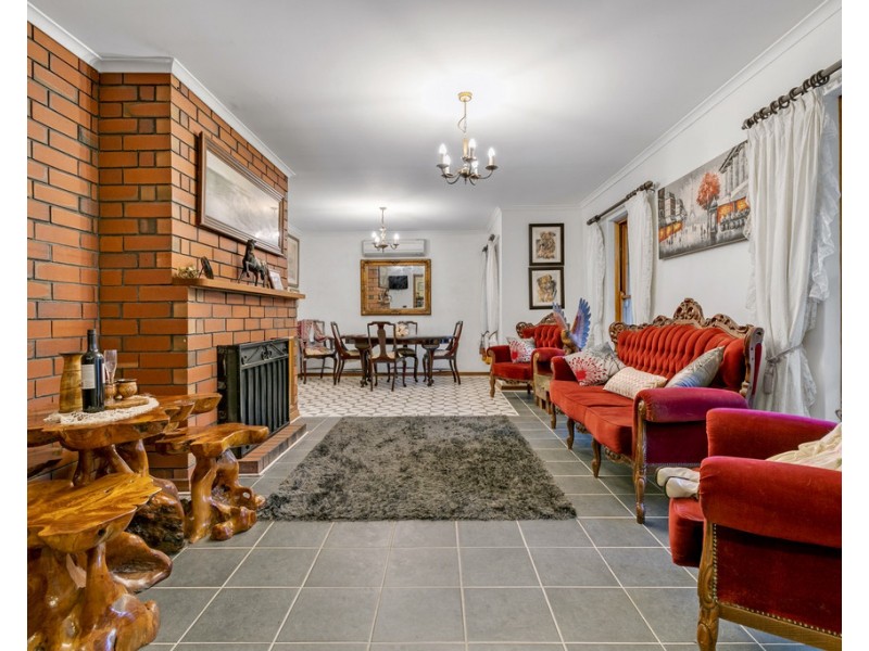 11 Fairfield Drive, Strathalbyn SA 5255