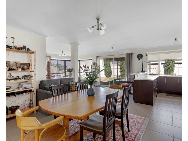 10 Fairweather Drive, Strathalbyn SA 5255