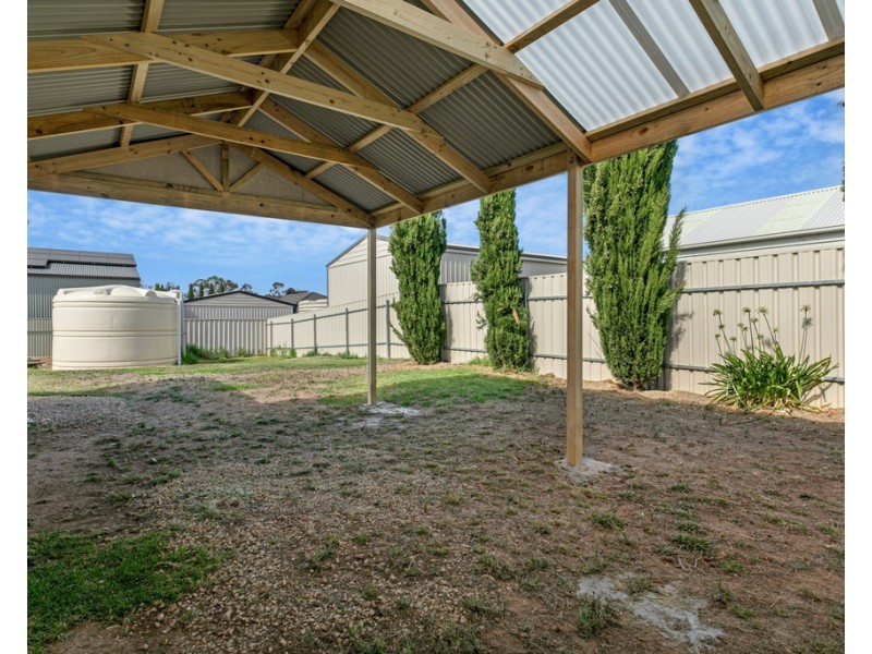 10 Fairweather Drive, Strathalbyn SA 5255