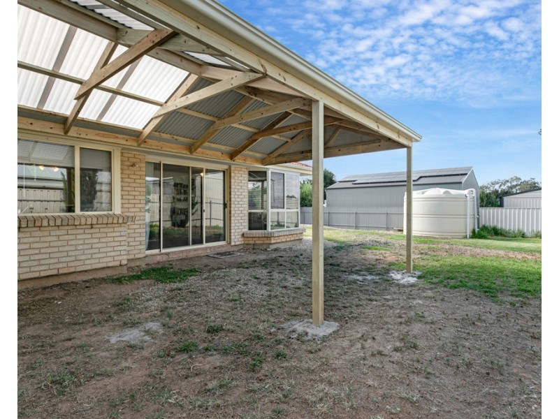 10 Fairweather Drive, Strathalbyn SA 5255