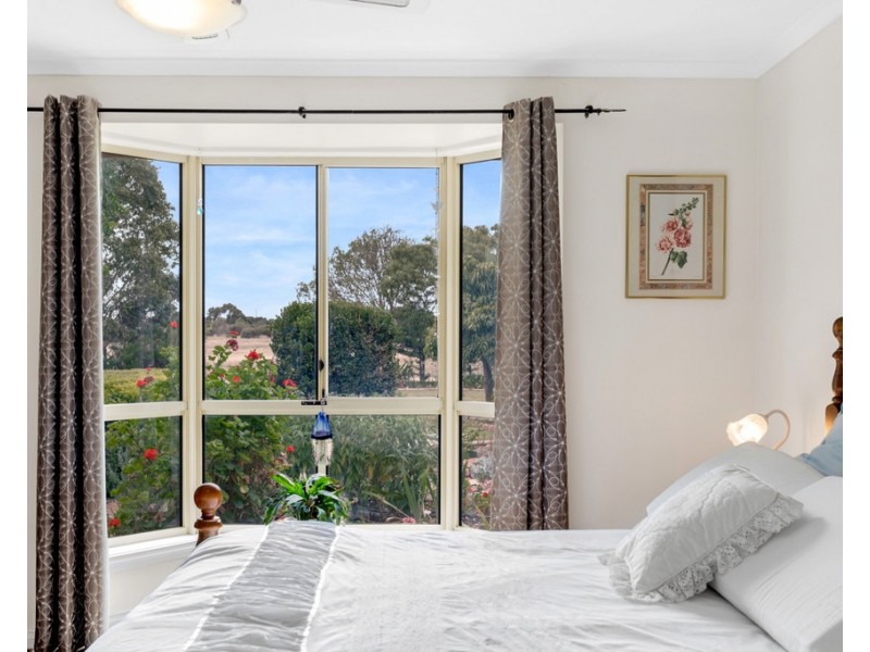 48 Sandergrove Road, Strathalbyn SA 5255