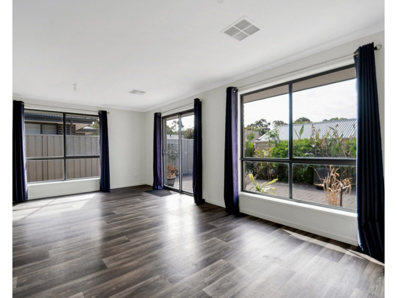 8 Maplewood Court, Flagstaff Hill SA 5159