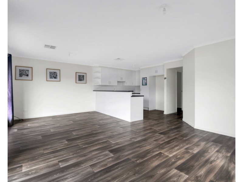 8 Maplewood Court, Flagstaff Hill SA 5159