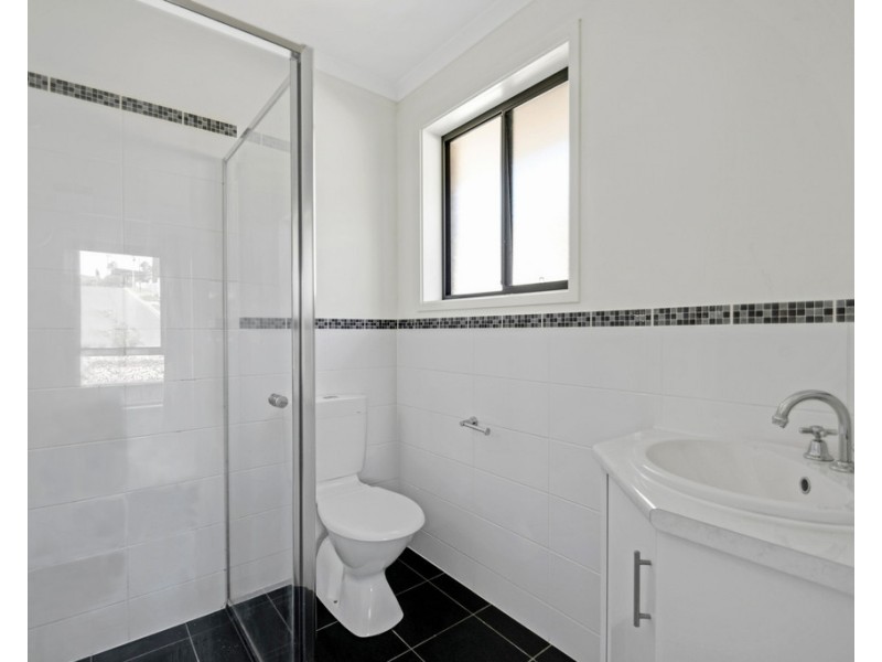 8 Maplewood Court, Flagstaff Hill SA 5159