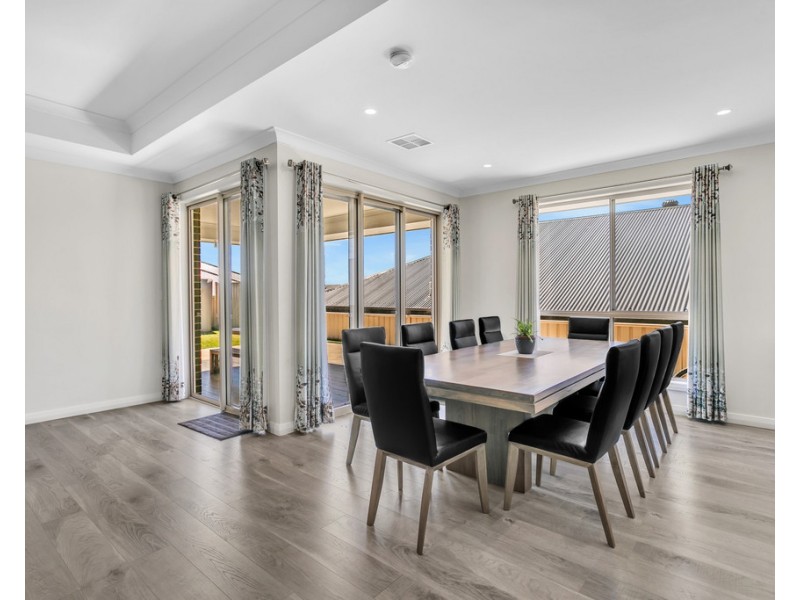 28 Aston Parade, Mount Barker SA 5251