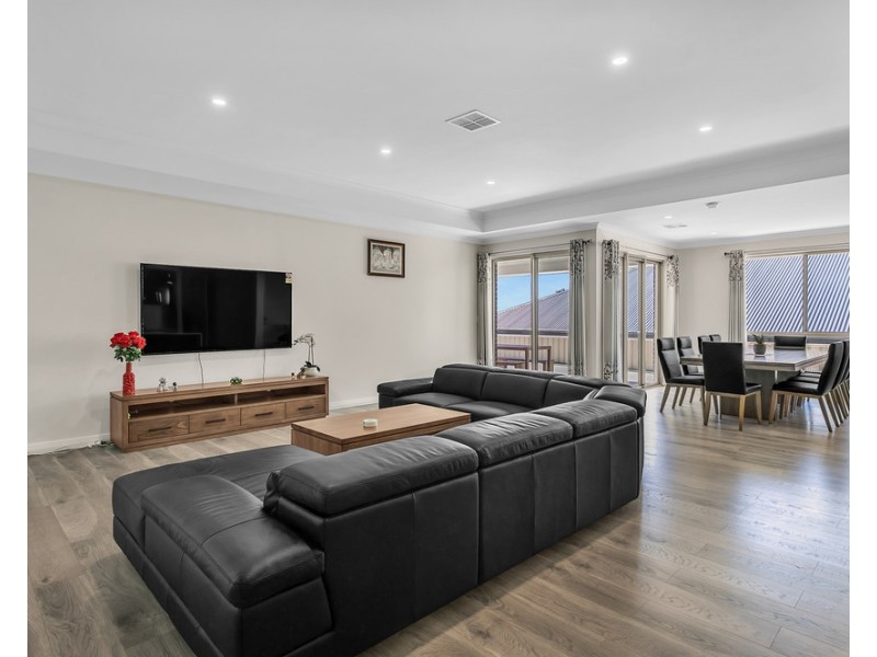 28 Aston Parade, Mount Barker SA 5251