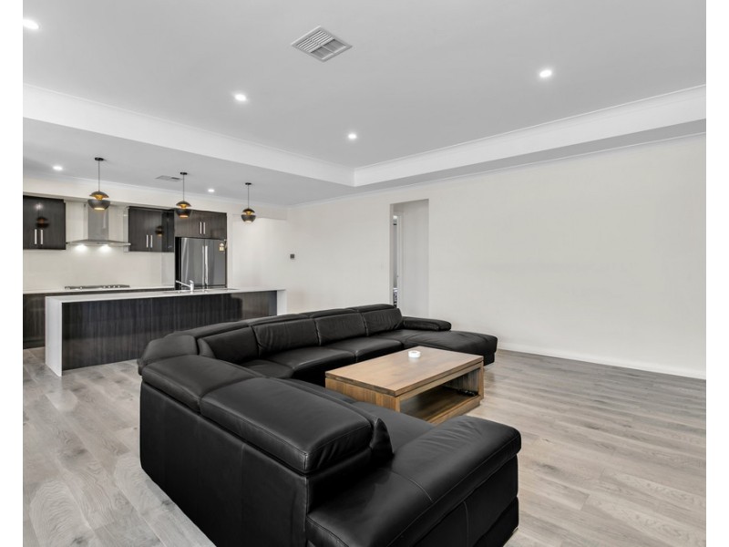 28 Aston Parade, Mount Barker SA 5251