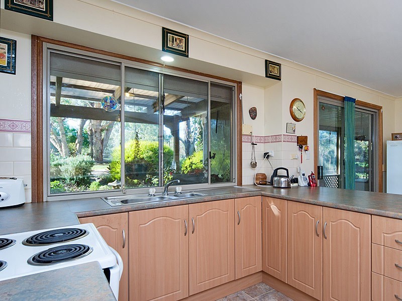 19 Davis Road, Macclesfield SA 5153