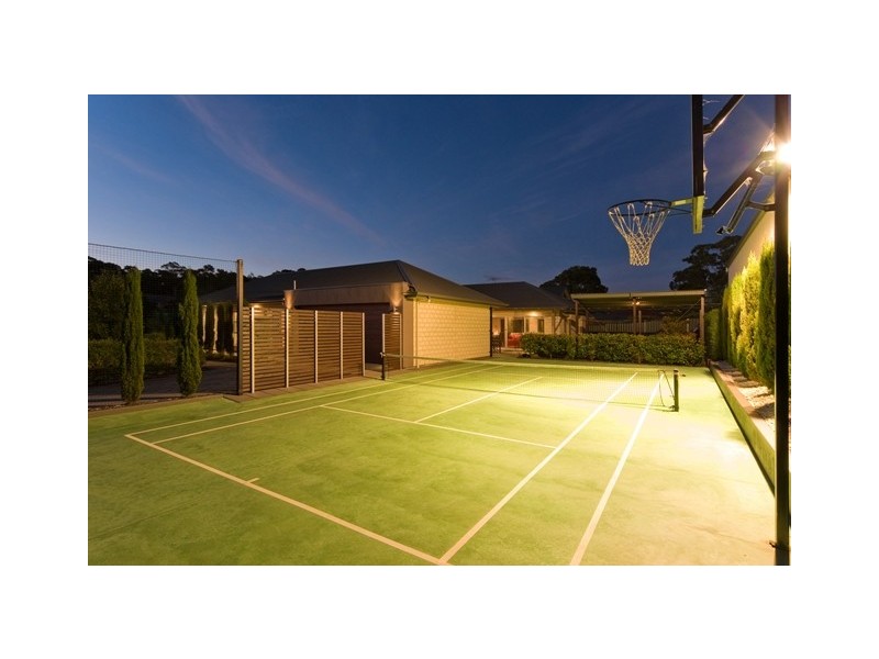 10 Fairfield Road, Mount Barker SA 5251