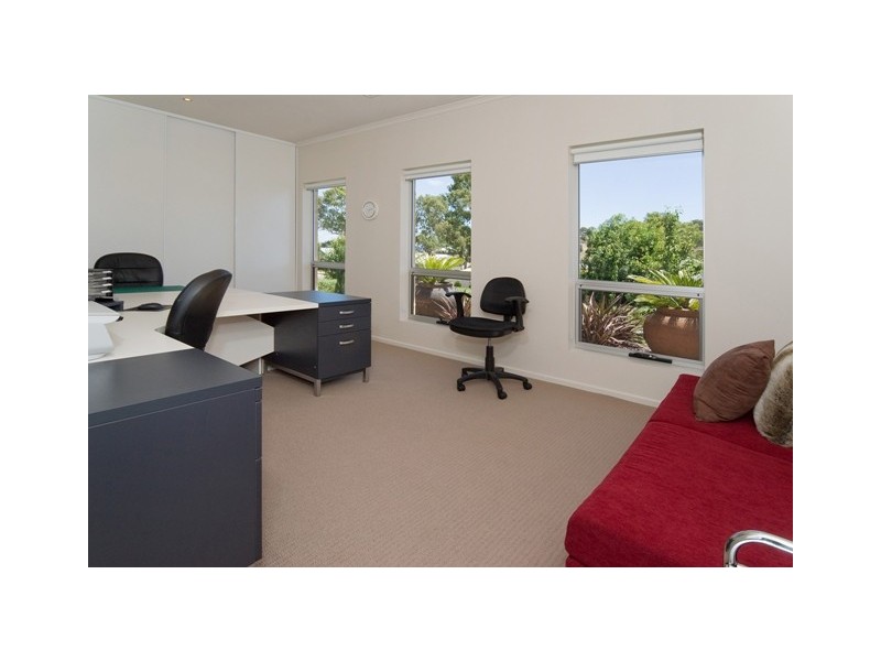 10 Fairfield Road, Mount Barker SA 5251