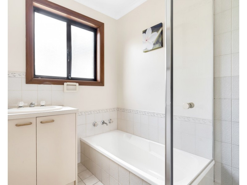 1/2 Gierke Court, Mount Barker SA 5251