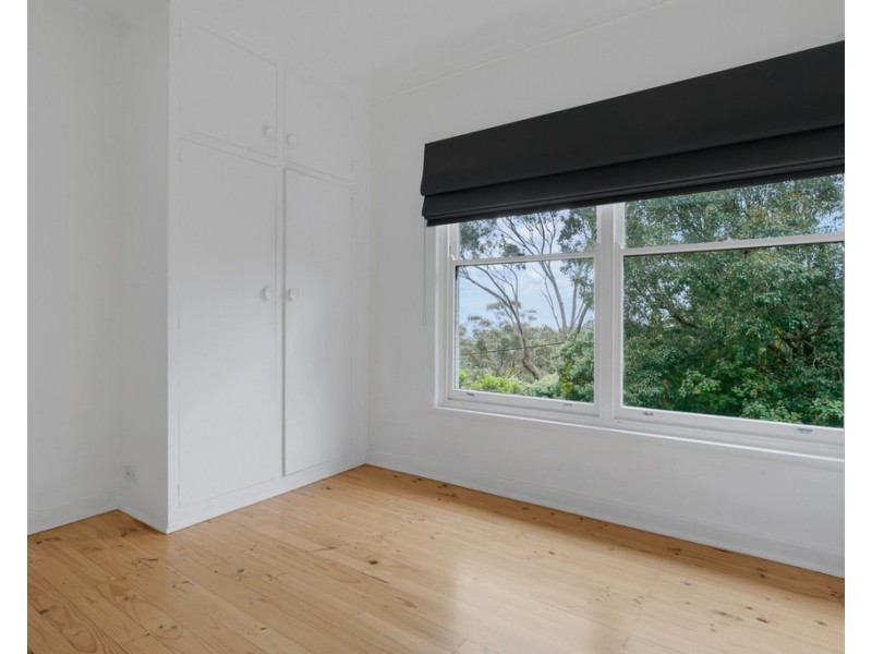 11 Winding Way, Belair SA 5052