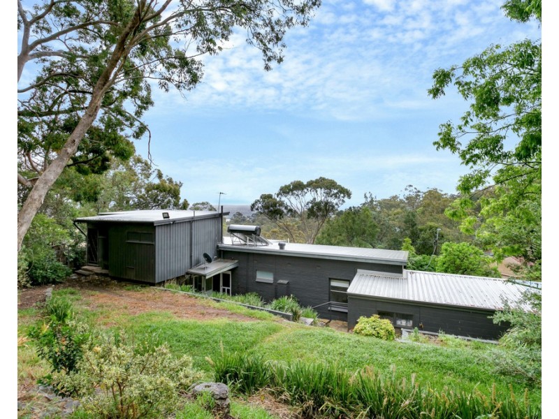 11 Winding Way, Belair SA 5052