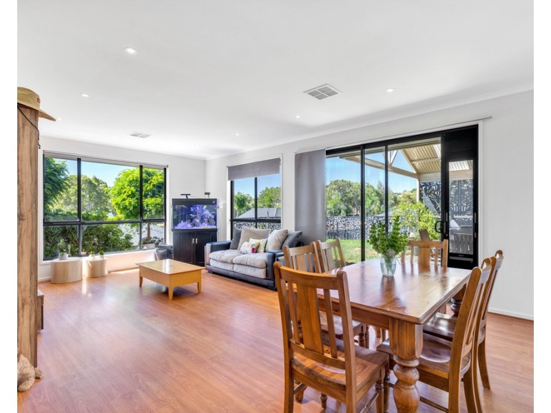 9 Macquarie Parade, Meadows SA 5201