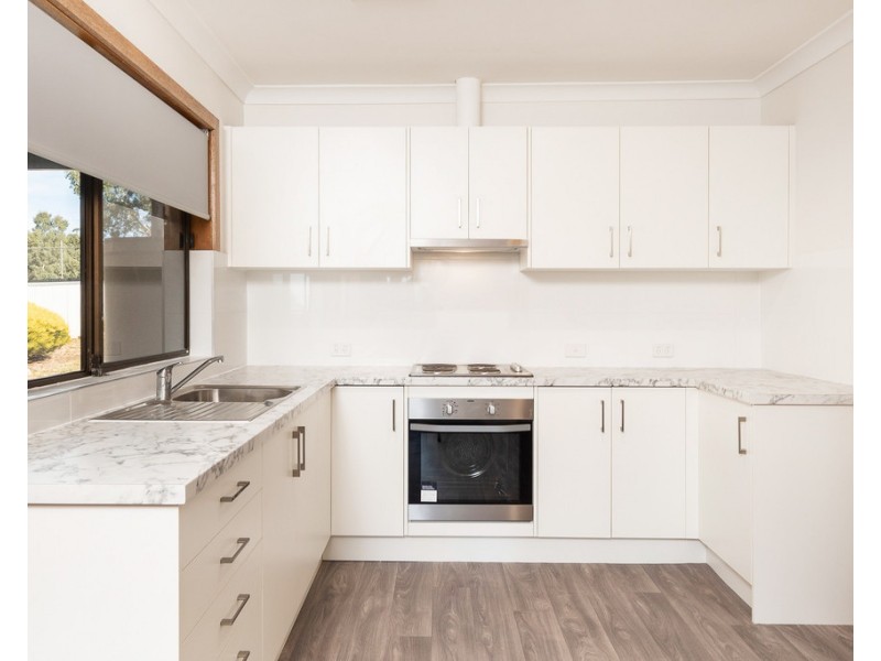 9 Caledonia Avenue, Woodside SA 5244