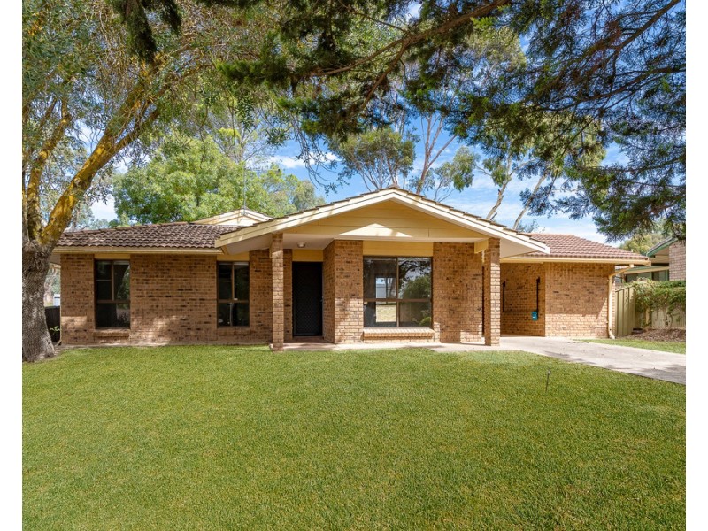 7 Caledonia Avenue, Woodside SA 5244