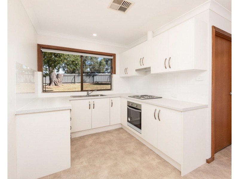 7 Caledonia Avenue, Woodside SA 5244