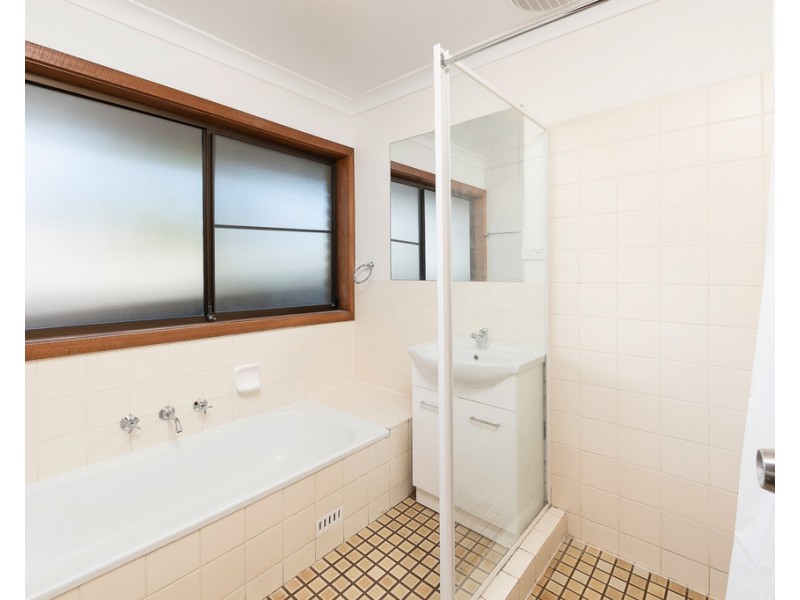 7 Caledonia Avenue, Woodside SA 5244