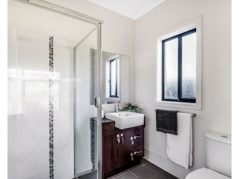 15 The Glenn, Morphett Vale SA 5162