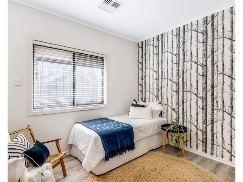 15 The Glenn, Morphett Vale SA 5162