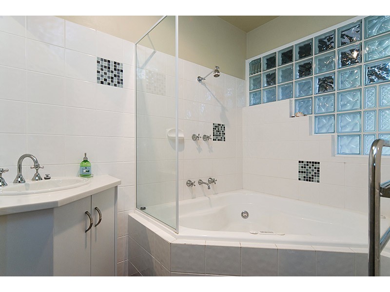 18 Fairview Road, Aldgate SA 5154