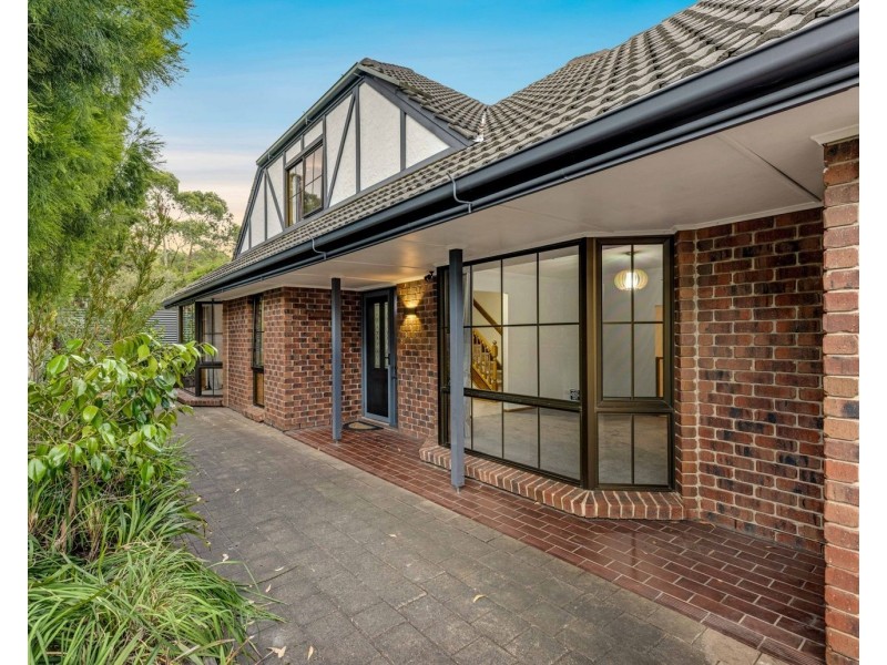 19 Wychwood Grove, Upper Sturt SA 5156