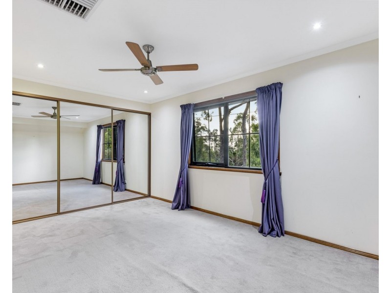 19 Wychwood Grove, Upper Sturt SA 5156