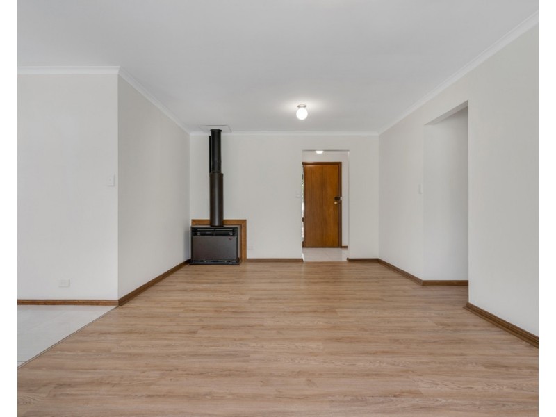 4 Theel Avenue, Birdwood SA 5234