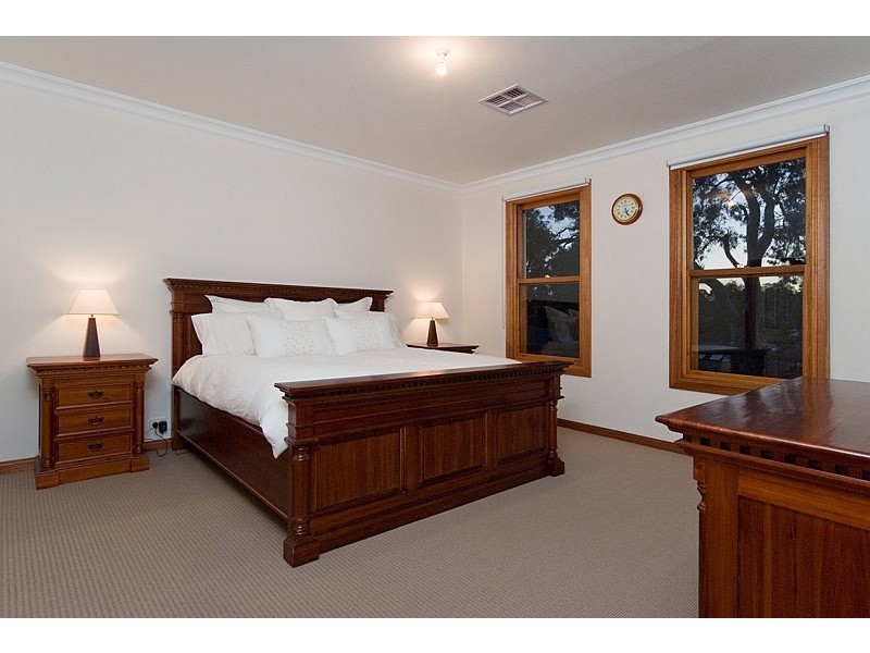 7  Melody Court, Mount Barker SA 5251